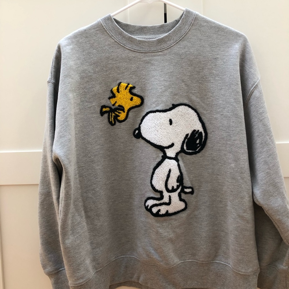 Snoppy Sweater